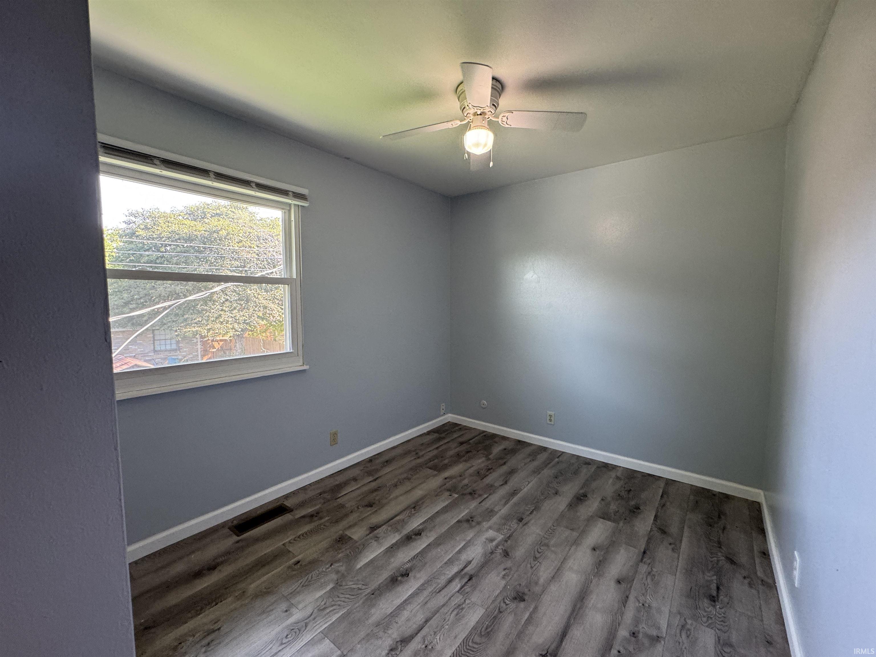 4208 Spring Valley Road Evansville, IN 47715 - Photo 13 of 22