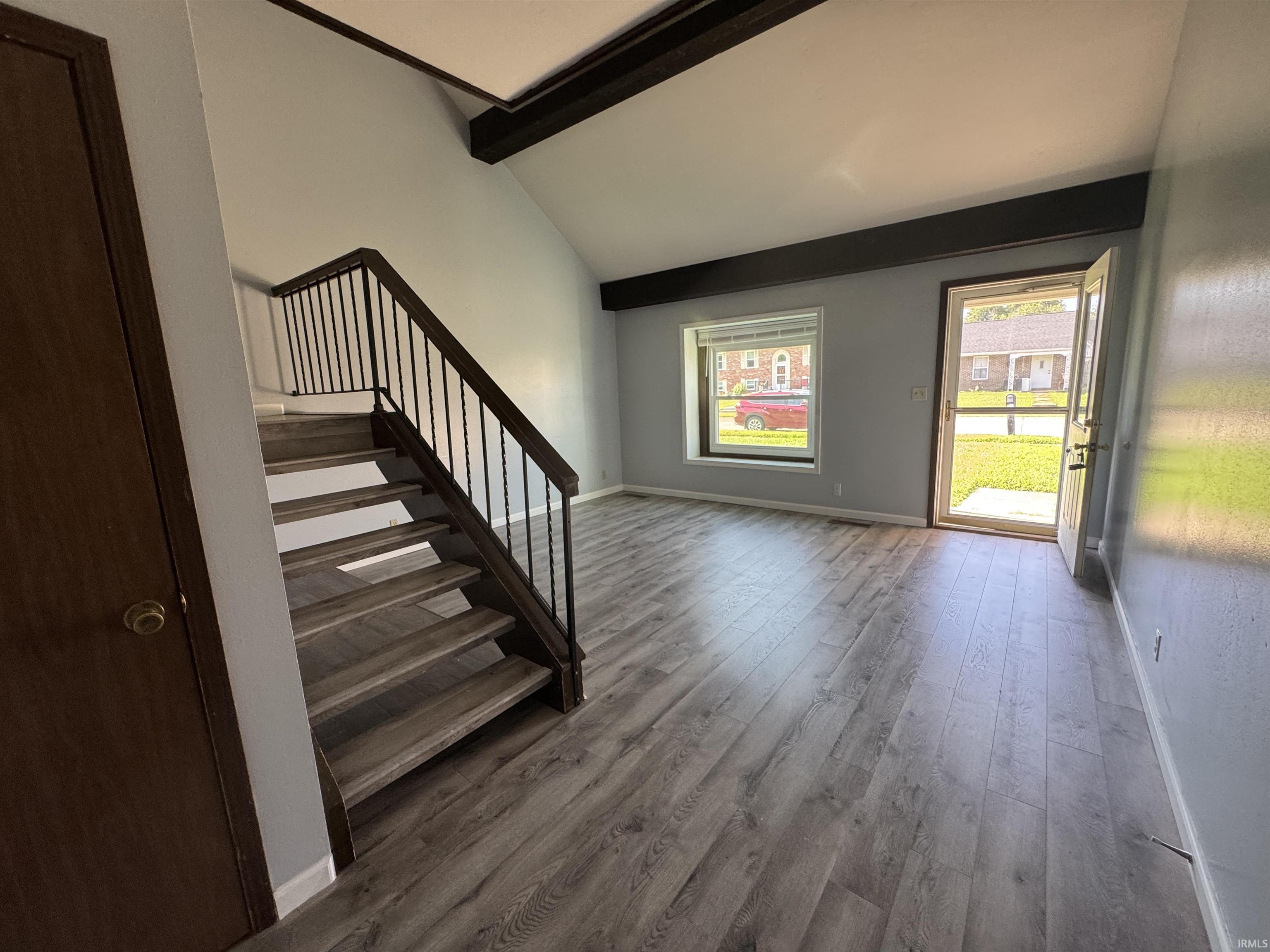 4208 Spring Valley Road Evansville, IN 47715 - Photo 2 of 22