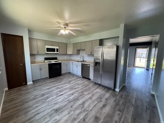 $1,800 | 4208 Spring Valley Road, Evansville, IN 47715