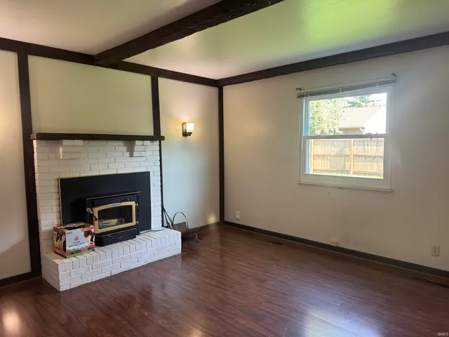 $1,800 | 4208 Spring Valley Road, Evansville, IN 47715