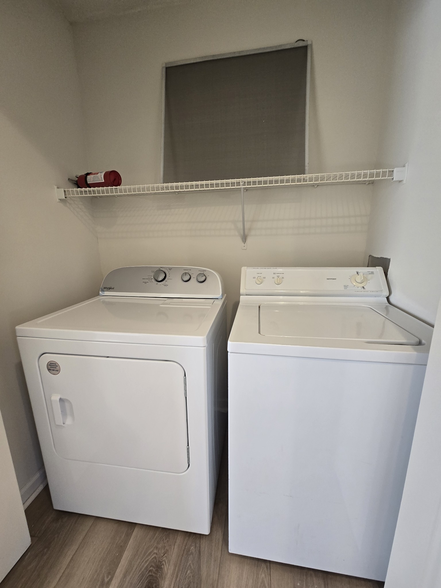 223 Tree Line Drive Oak Grove, KY 42262 - Photo 7 of 18 a utility room with dryer and washer