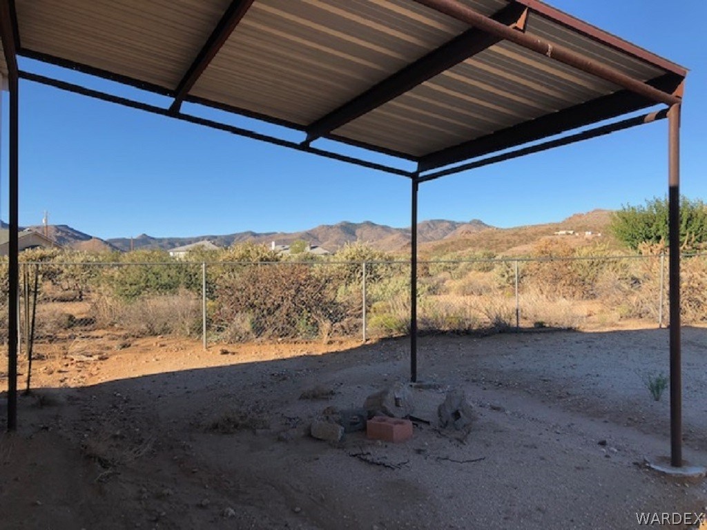 2154 East Quail Run Road Kingman, AZ 86409 - Photo 27 of 28 Horse Shelter