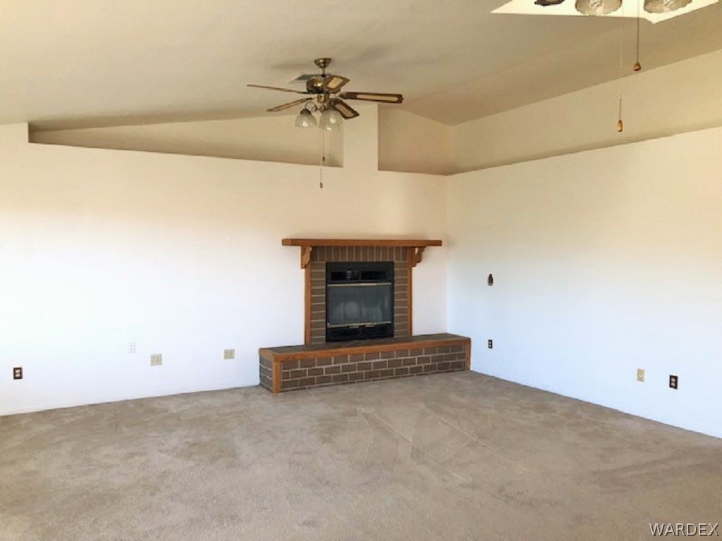 2154 East Quail Run Road Kingman, AZ 86409 - Photo 9 of 28 Fireplace