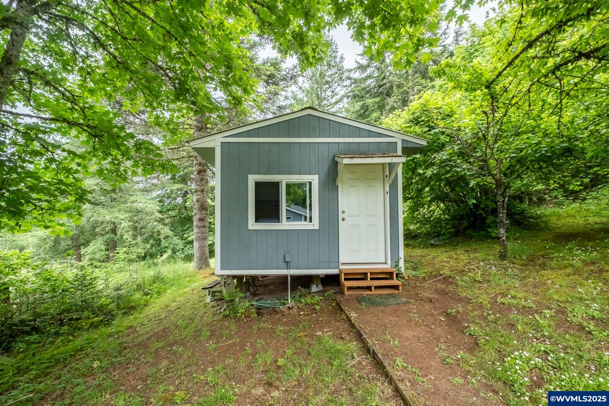 36279 Middle Ridge Road Lebanon, OR 97355 - Photo 39 of 50