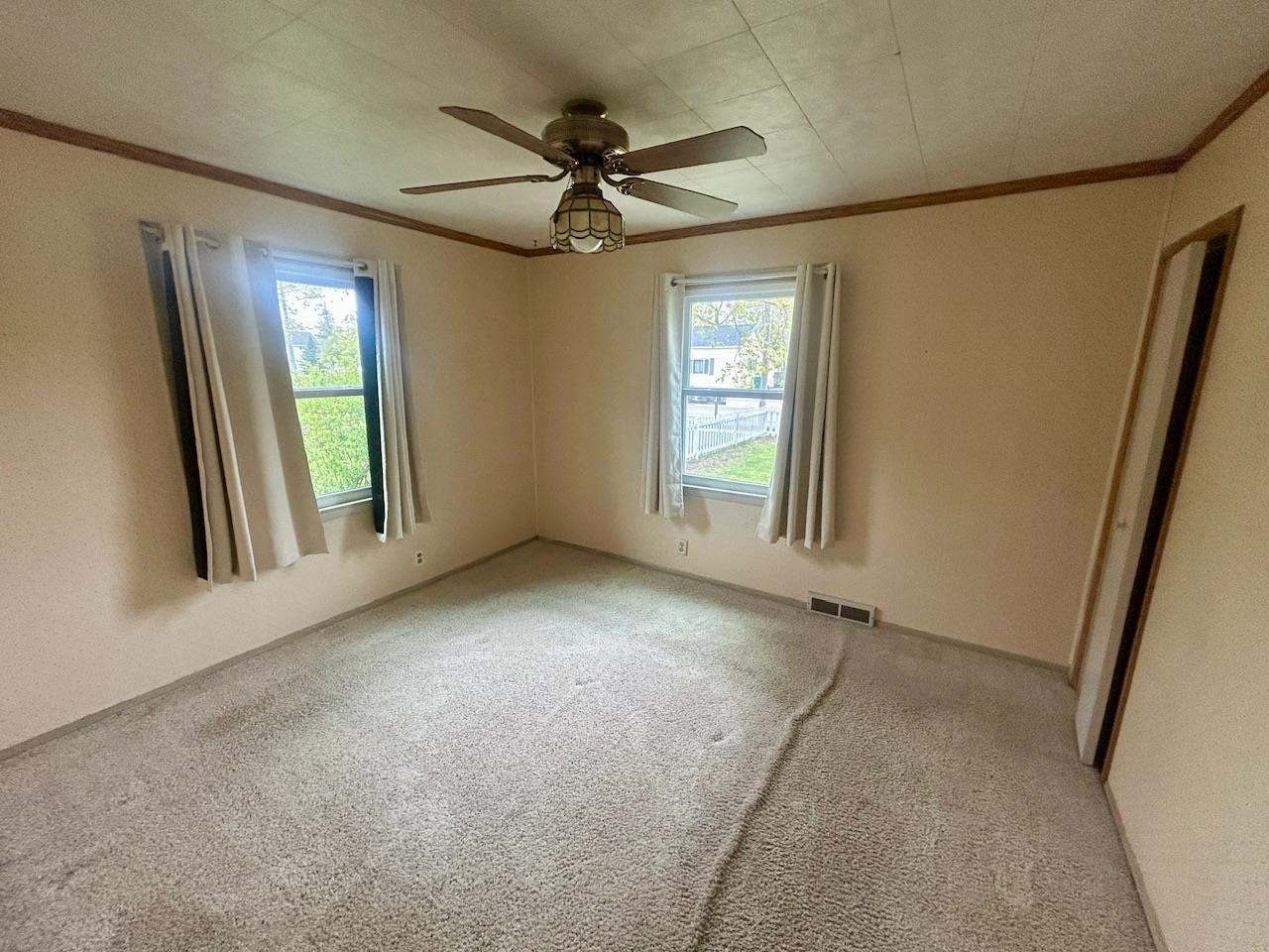 444 North Silverleaf Street Gladwin, MI 48624 - Photo 8 of 38