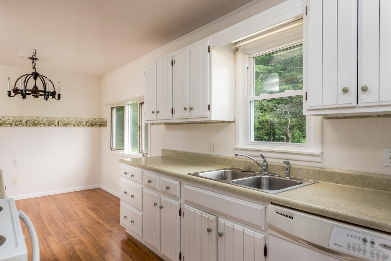 235 Lee River Road Jericho, VT 05465 - Photo 11 of 39