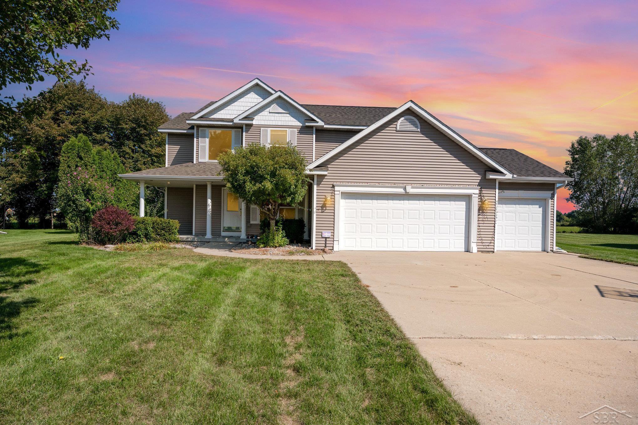 6288 Rockingham Place Saginaw, MI 48603 - Photo 4 of 32 50188288-6d729179-f8c3-4ce5-8bed-230984978d99.JPG