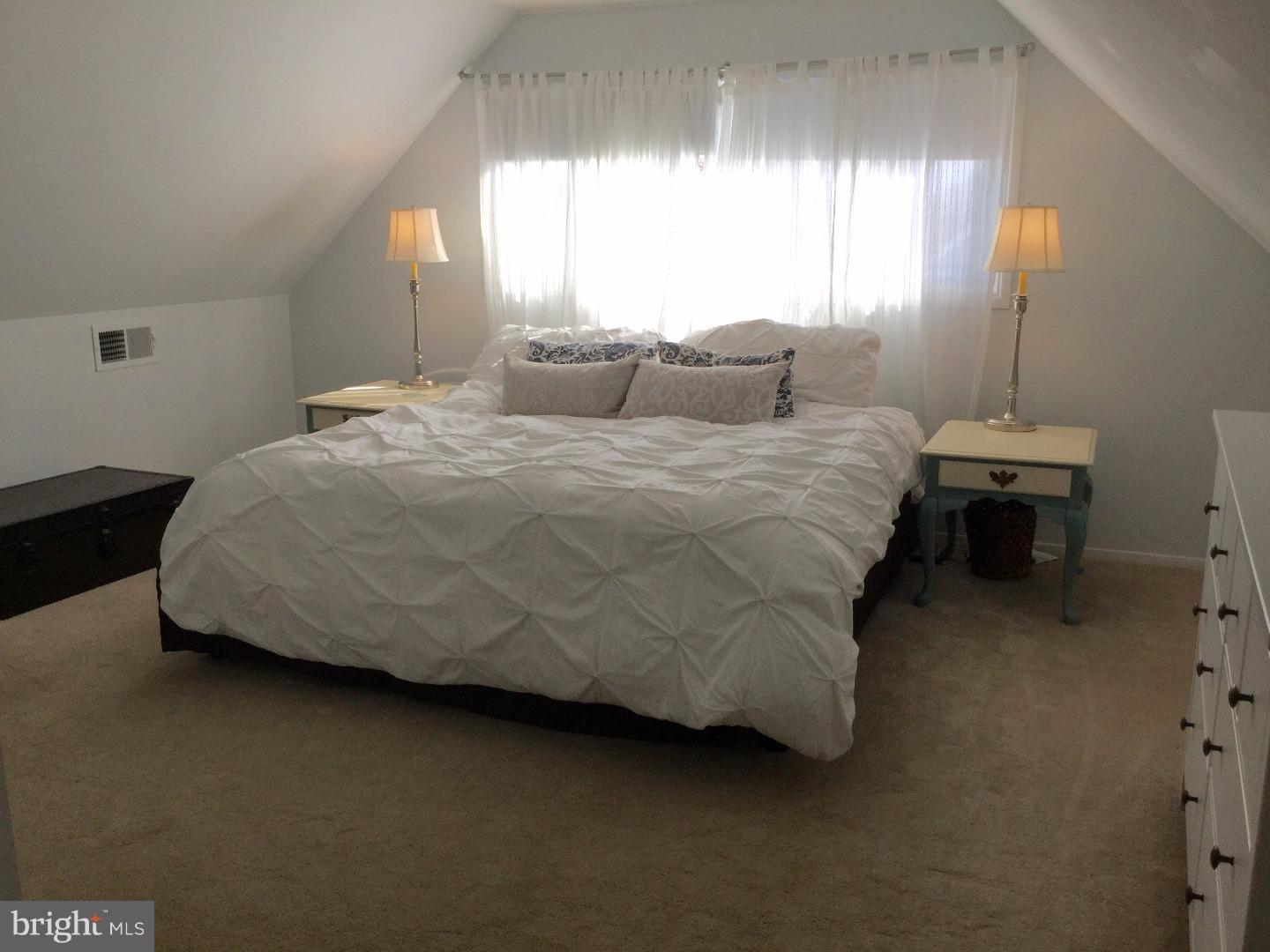 51 Canoebirch Road Levittown, PA 19057 - Photo 11 of 17 Bedroom - Main