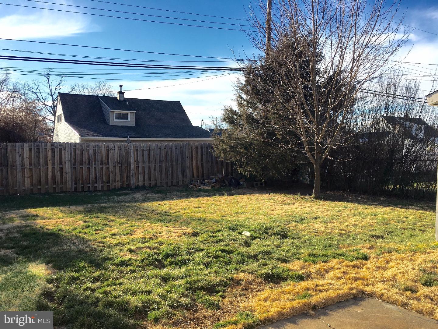 51 Canoebirch Road Levittown, PA 19057 - Photo 17 of 17 Back Yard