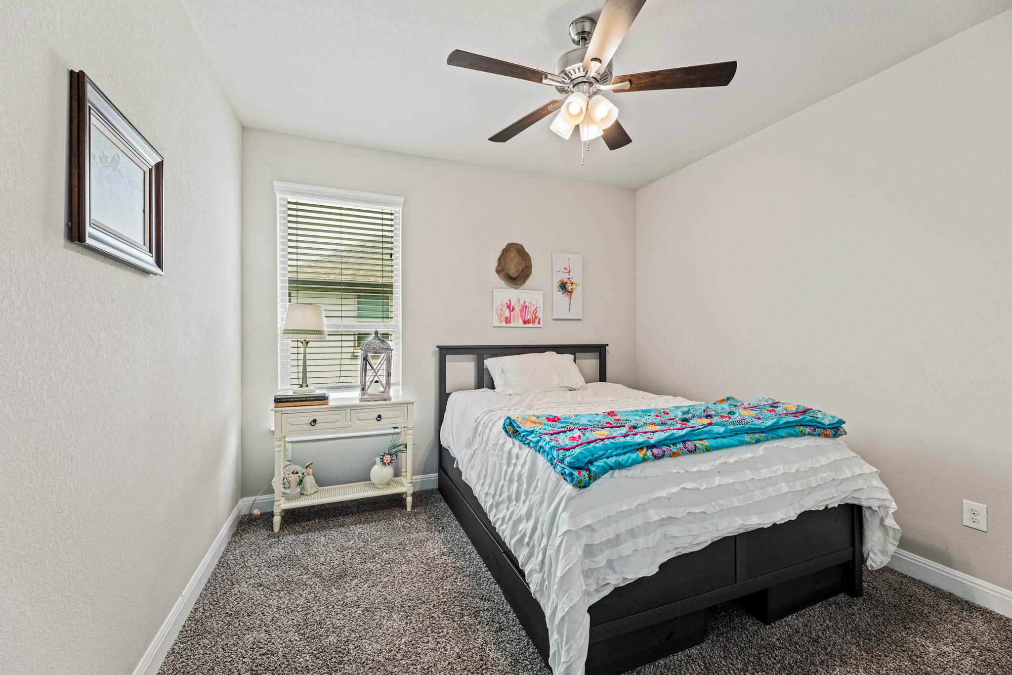 108 Redtail Lane Leander, TX 78641 - Photo 22 of 39 1 of 3 upstairs bedrooms