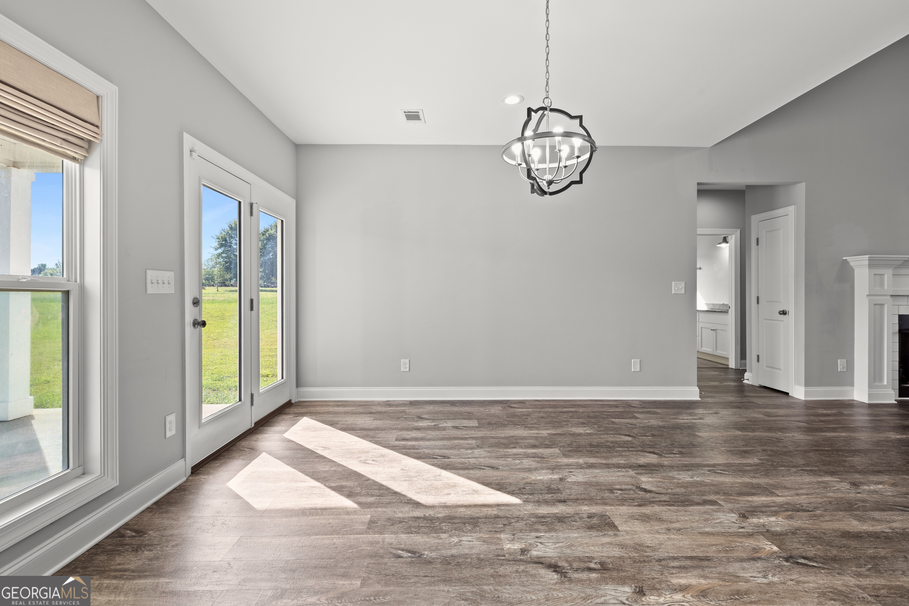 1641 County Road Lanett, AL 36863 - Photo 9 of 32 Dining area.