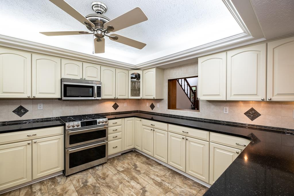 440 Beaver Rdg Trail Murphy, NC 28906 - Photo 17 of 70