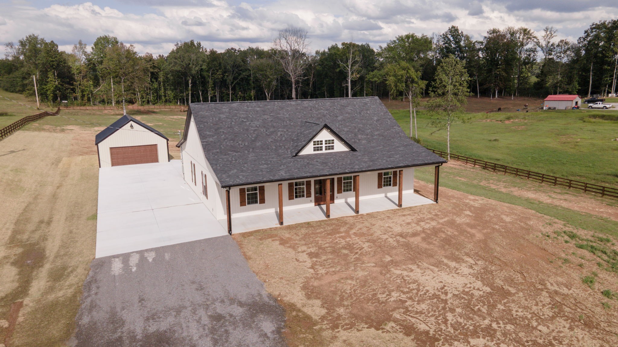882 Warner Bridge Road Shelbyville, TN 37160 - Photo 4 of 38 Gallery Image 4