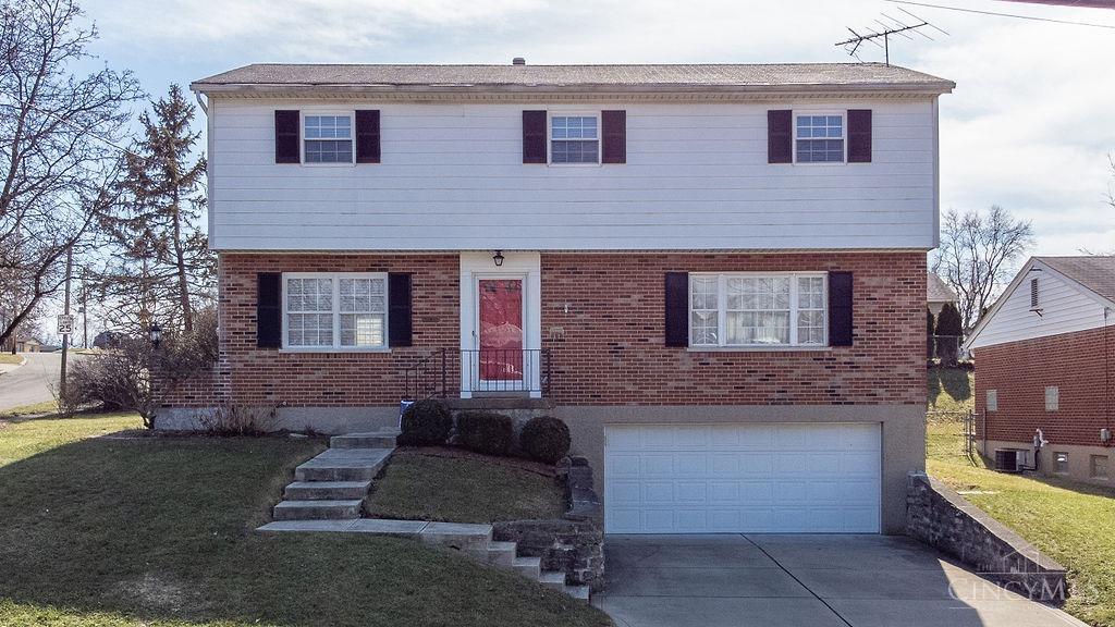 5721 Lawrence Road Cincinnati, OH 45248 - Photo 1 of 51