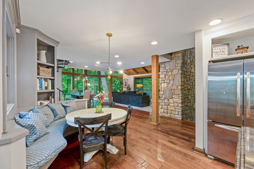 7965 Lantern Road Indianapolis, IN 46256 - Photo 16 of 36 Gallery Image 16