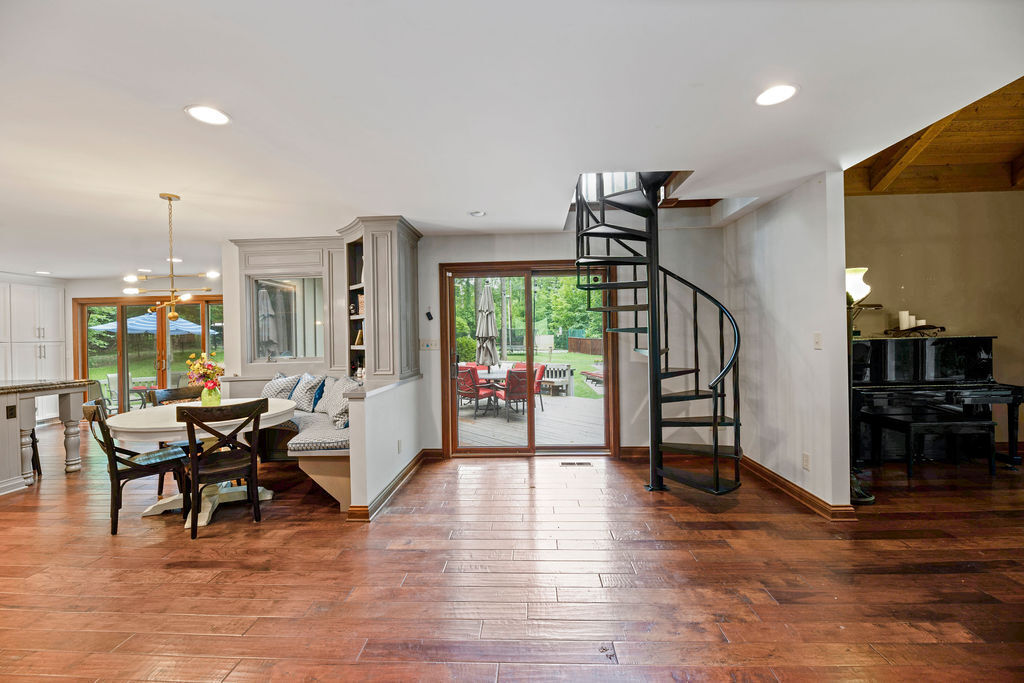 7965 Lantern Road Indianapolis, IN 46256 - Photo 17 of 36 Gallery Image 17