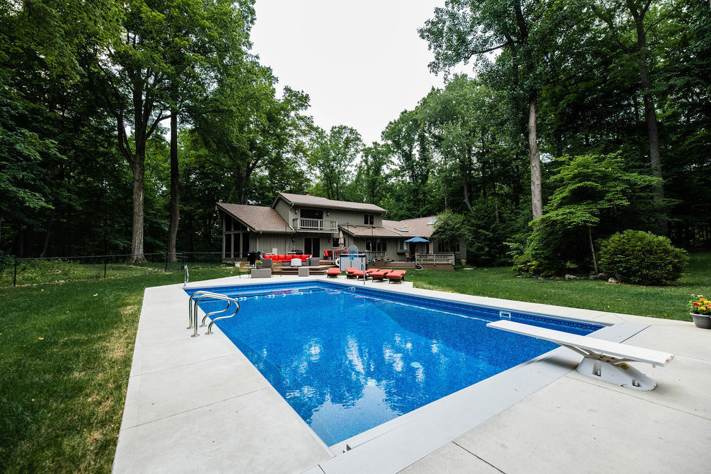 7965 Lantern Road Indianapolis, IN 46256 - Photo 2 of 36 Gallery Image 2