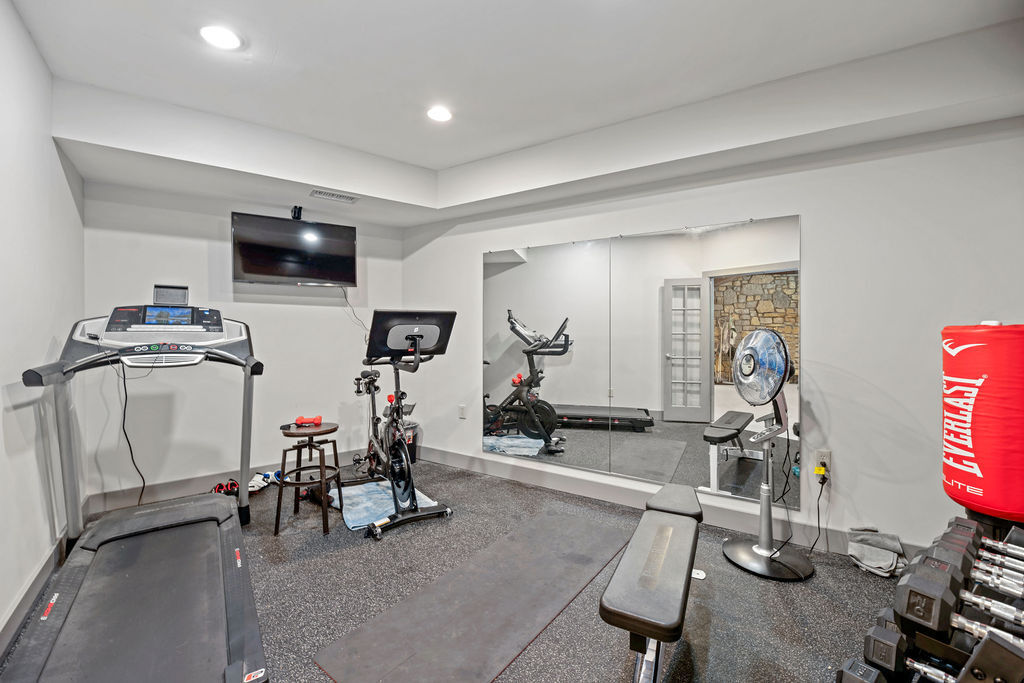 7965 Lantern Road Indianapolis, IN 46256 - Photo 27 of 36 Gallery Image 27