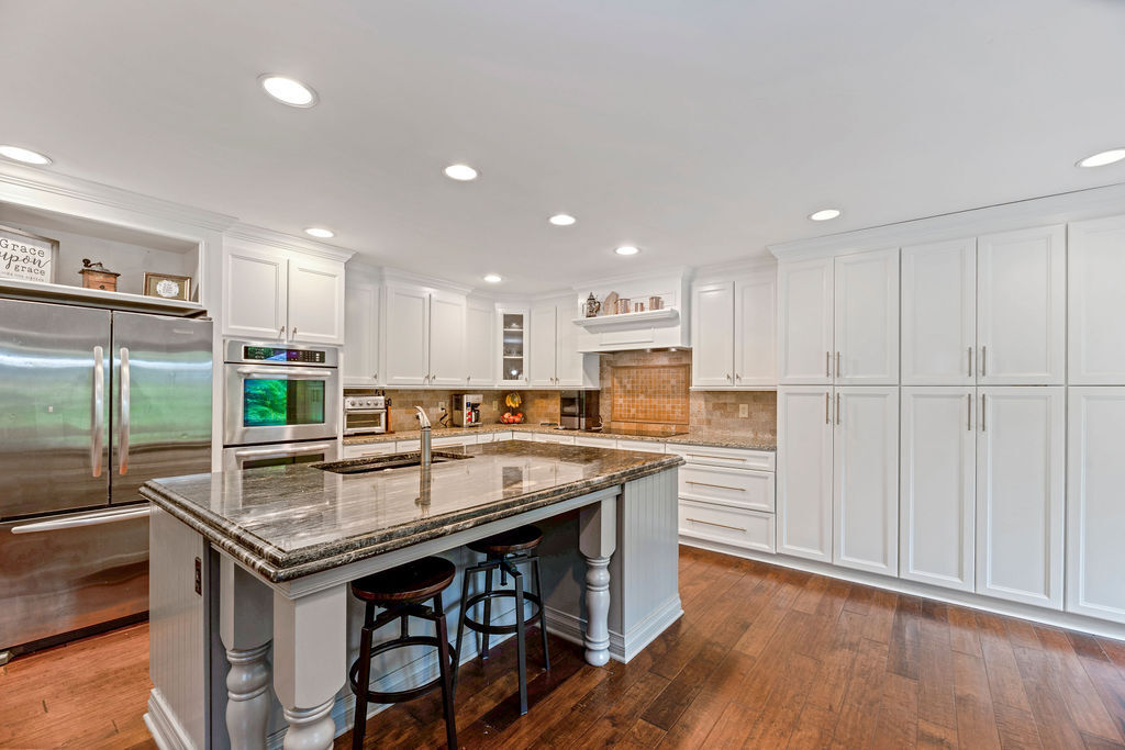 7965 Lantern Road Indianapolis, IN 46256 - Photo 10 of 36 Gallery Image 10