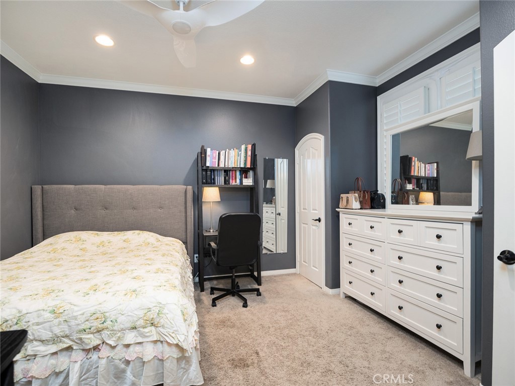 25701 Chestnut Way Stevenson Ranch, CA 91381 - Photo 6 of 63