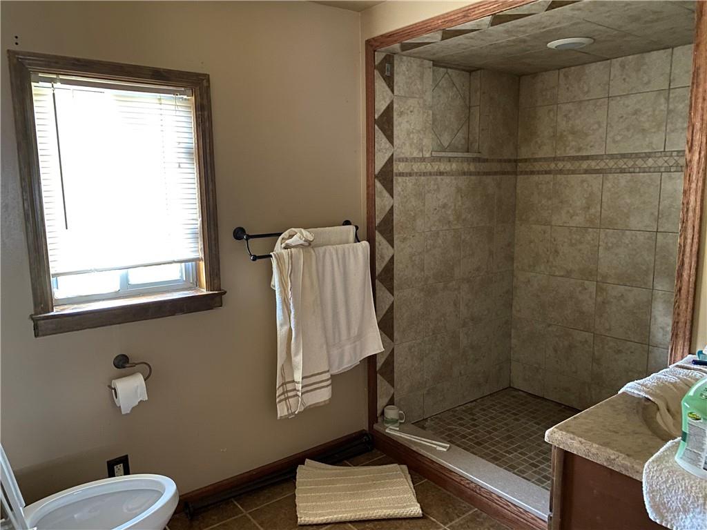 128 Emahiser Road Apollo, PA 15613 - Photo 7 of 17