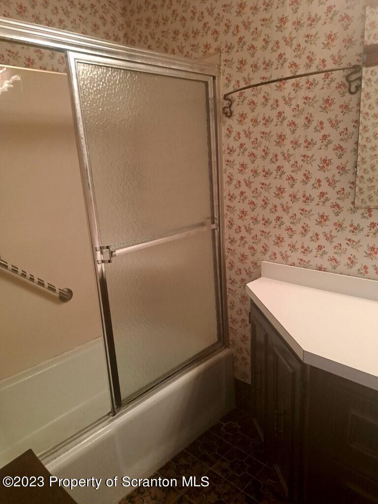 319 Blue Shutters Road Moscow, PA 18444 - Photo 20 of 27 Gallery Image 20