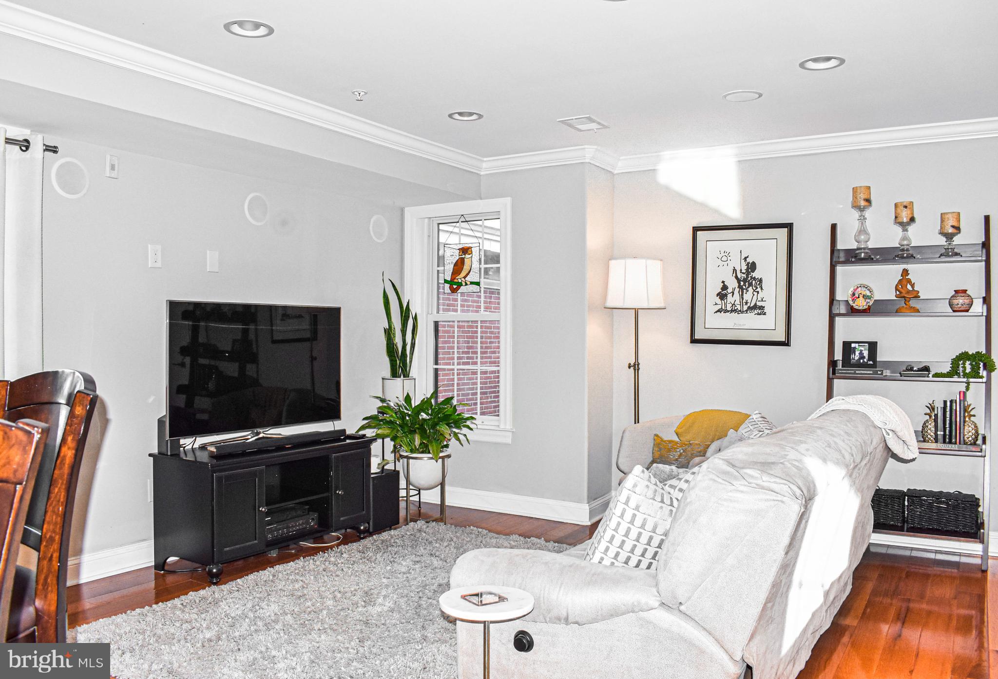 1020 South 2nd Street, Unit 7 Philadelphia, PA 19147 - Photo 5 of 23