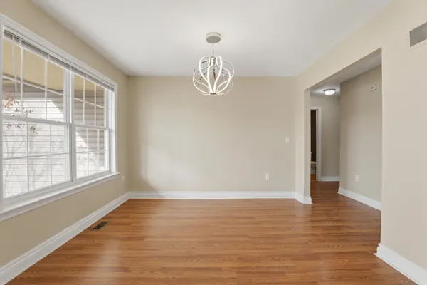 $2,545 | 35900 Abbey Drive, Romulus, MI 48174