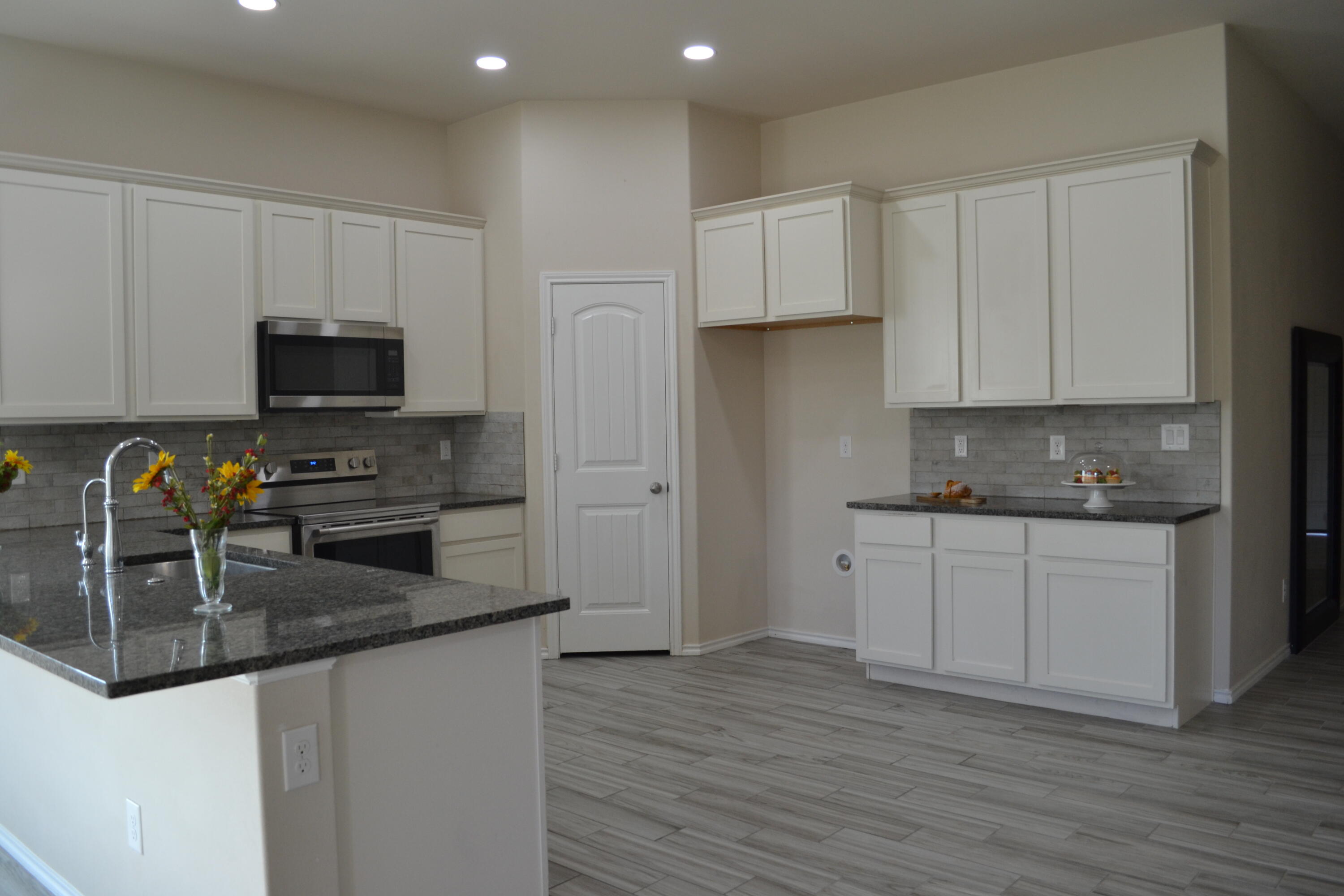 7408 99th Street Lubbock, TX 79424 - Photo 20 of 41 DSC_0684 - Copy