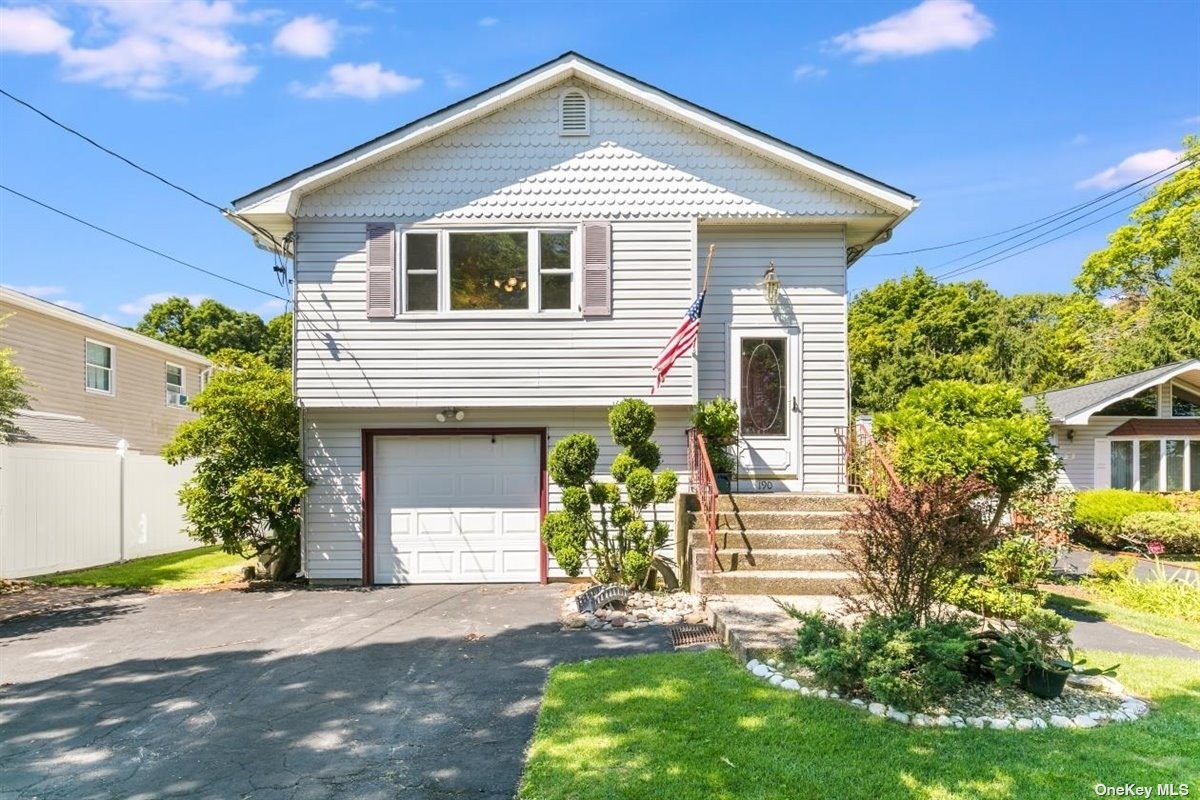 190 Dare Road Selden, NY 11784 - Photo 1 of 1