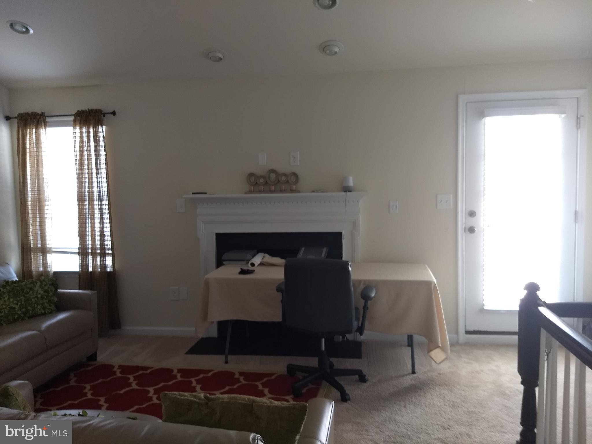 8010 Ravenclaw Road Elkridge, MD 21075 - Photo 10 of 30 4th Floor Loft has GAS FIREPLACE