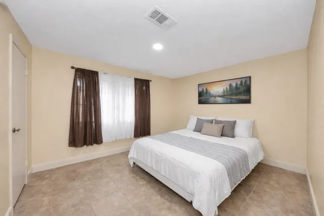 $310,000 | 15419 Mesa Drive, Humble, TX 77396