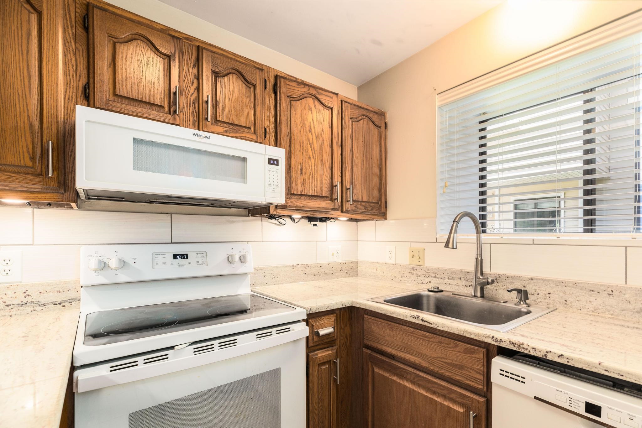 14 Franklin Heights Rochester, NH 03867 - Photo 11 of 39 Gallery Image 11