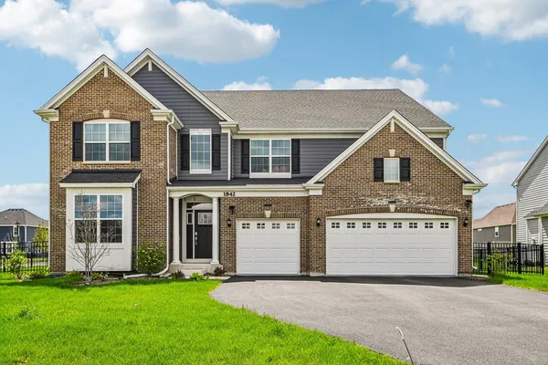 $824,999 | 1842 Coralito Lane, Elgin, IL 60124