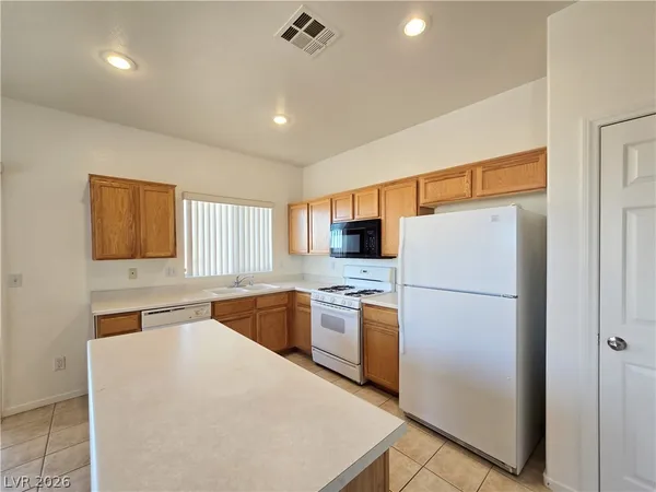 $1,890 | 184 Mt Earl Avenue, Henderson, NV 89012