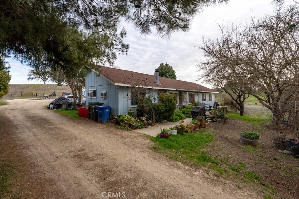2450 Golden Hill Road Paso Robles, CA 93446 - Photo 11 of 24