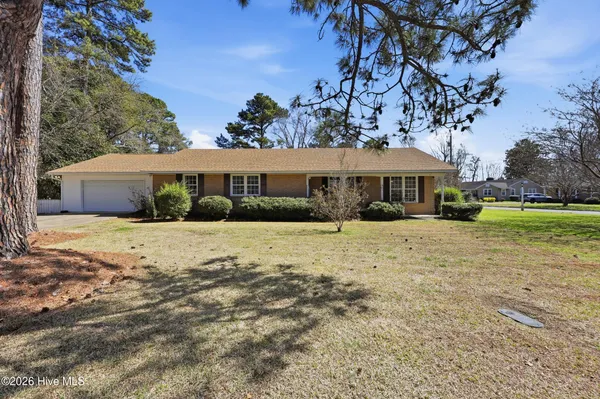 $498,500 | 1514 Crescent Drive, Elizabeth City, NC 27909