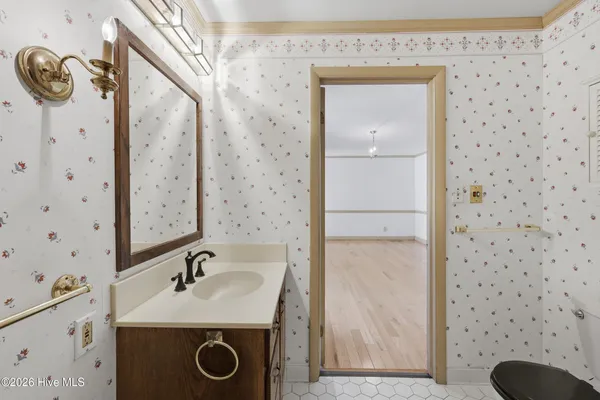 $475,000 | 1514 Crescent Drive, Elizabeth City, NC 27909