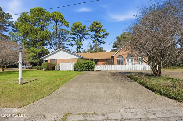 $475,000 | 1514 Crescent Drive, Elizabeth City, NC 27909