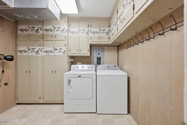 $475,000 | 1514 Crescent Drive, Elizabeth City, NC 27909