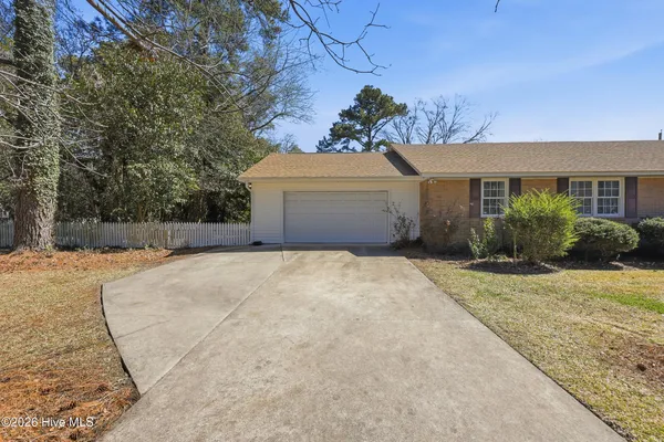 $475,000 | 1514 Crescent Drive, Elizabeth City, NC 27909