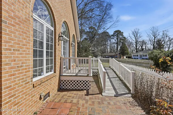 $475,000 | 1514 Crescent Drive, Elizabeth City, NC 27909