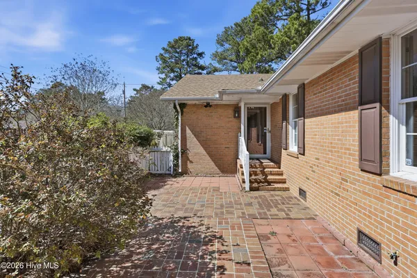 $475,000 | 1514 Crescent Drive, Elizabeth City, NC 27909