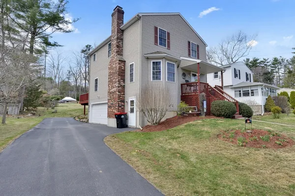 $599,900 | 31 Glen Echo Shore Road, Charlton, MA 01507