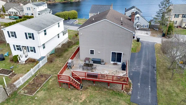 $599,900 | 31 Glen Echo Shore Road, Charlton, MA 01507