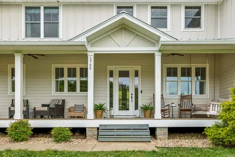 $900,000 | 1765 Theta Pike, Columbia, TN 38401