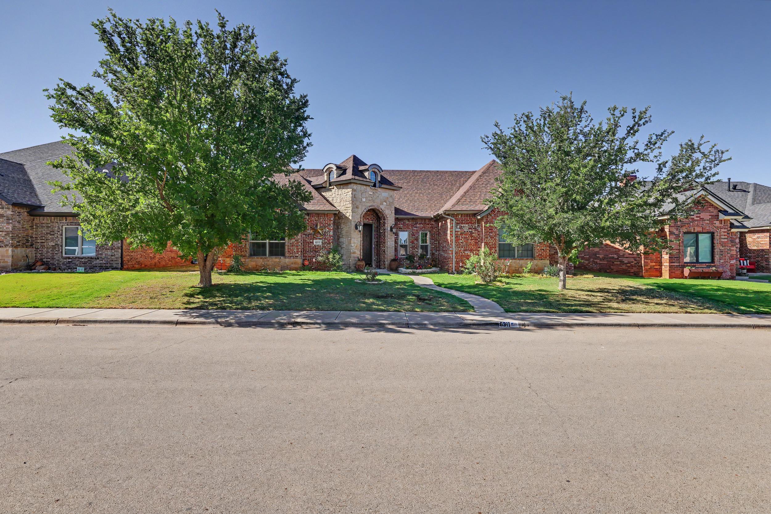 6311 77th Street Lubbock, TX 79424 - Photo 6 of 42 1_img_6343.png