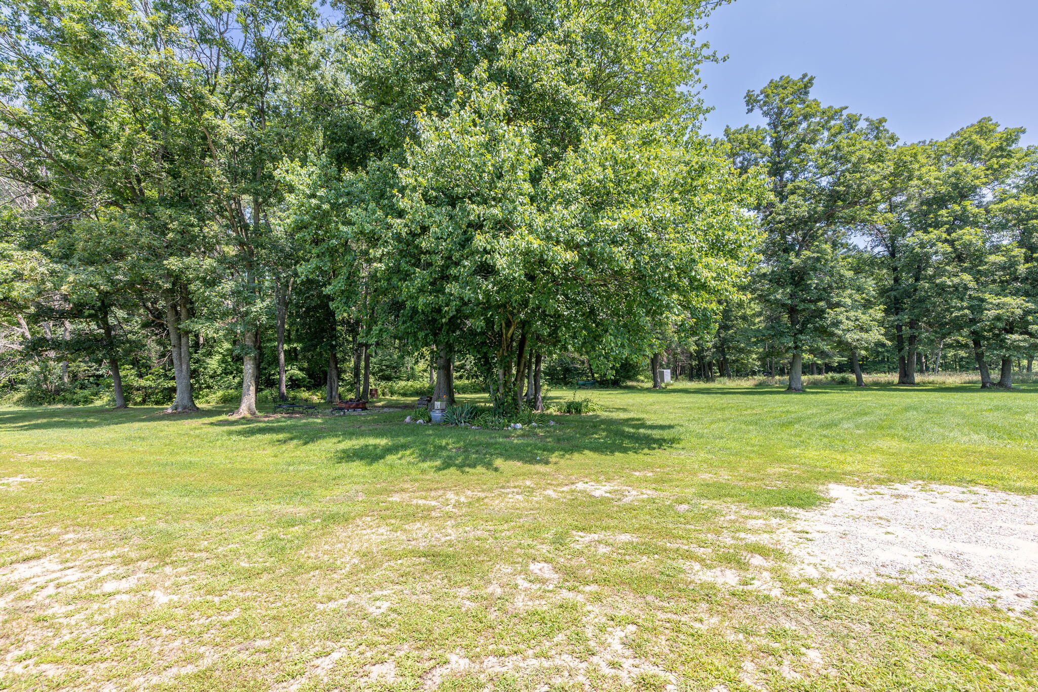 9746 North Maple Hill Road Morley, MI 49336 - Photo 27 of 41 26-web-or-mls-5L7A3754-Enhanced-NR