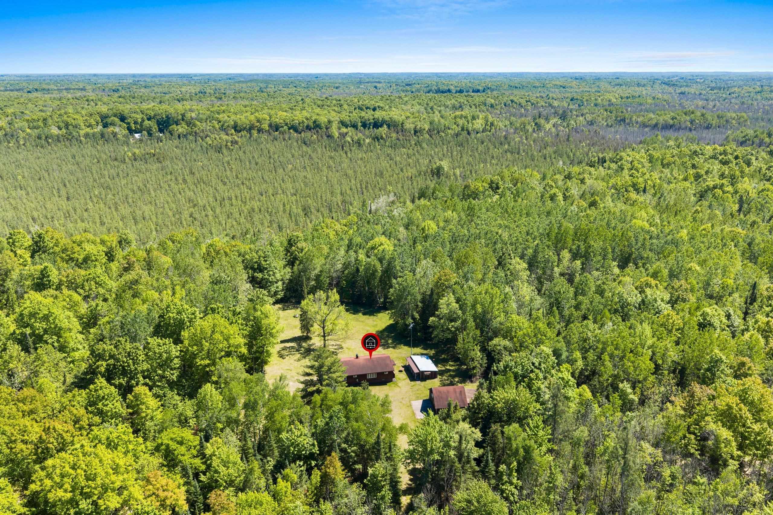 W4945 South Right Of Way Road Crivitz, WI 54114 - Photo 21 of 65