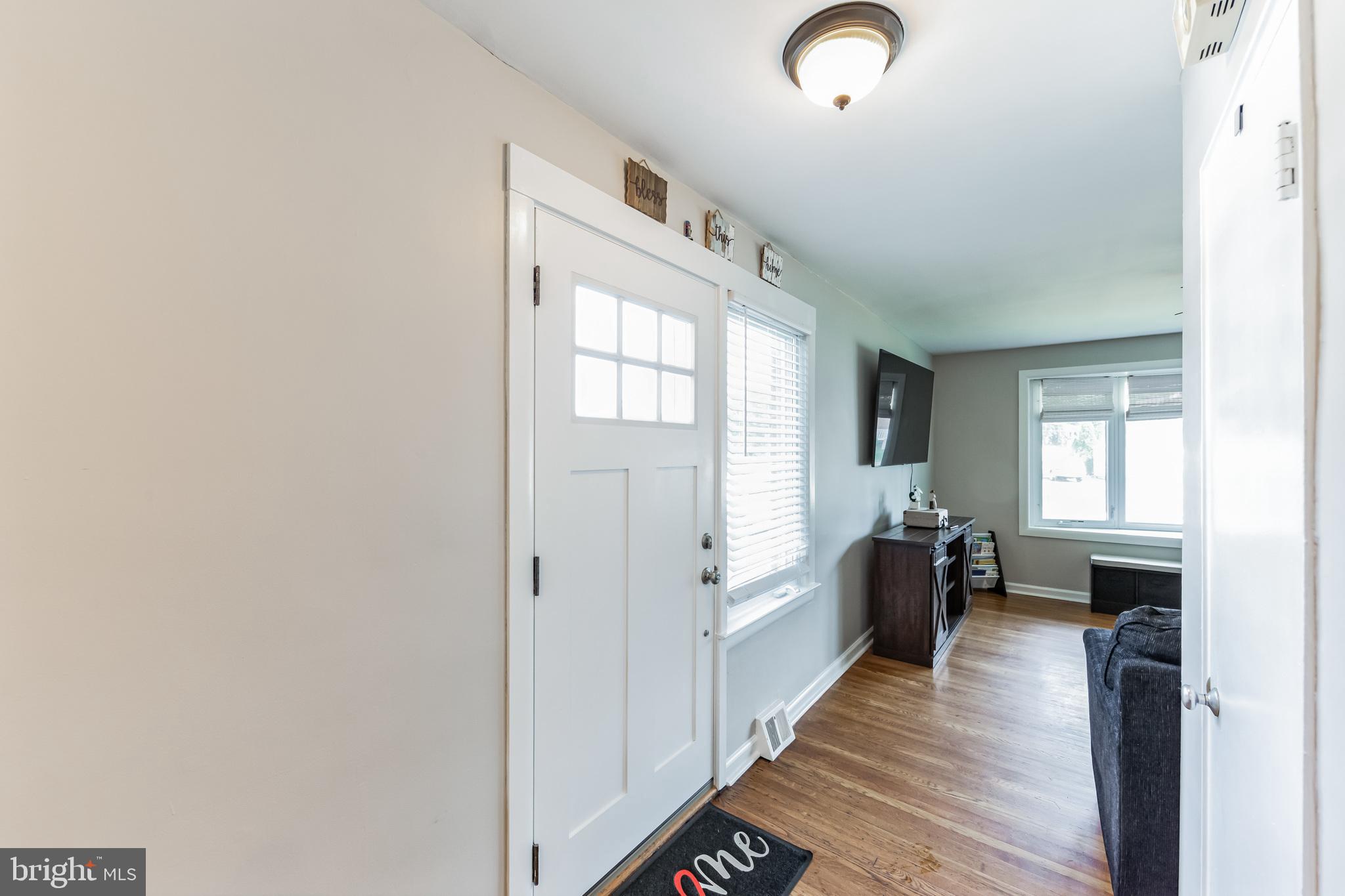 1312 Parklane Road Swarthmore, PA 19081 - Photo 8 of 33